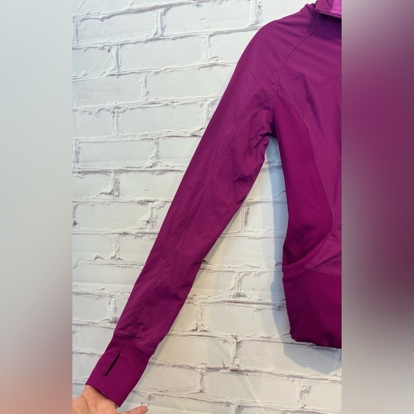 Lululemon In Flux Jacket Reversible Regal Plum Swift Reversible Luon Hood size 6 - Picture 2 of 6